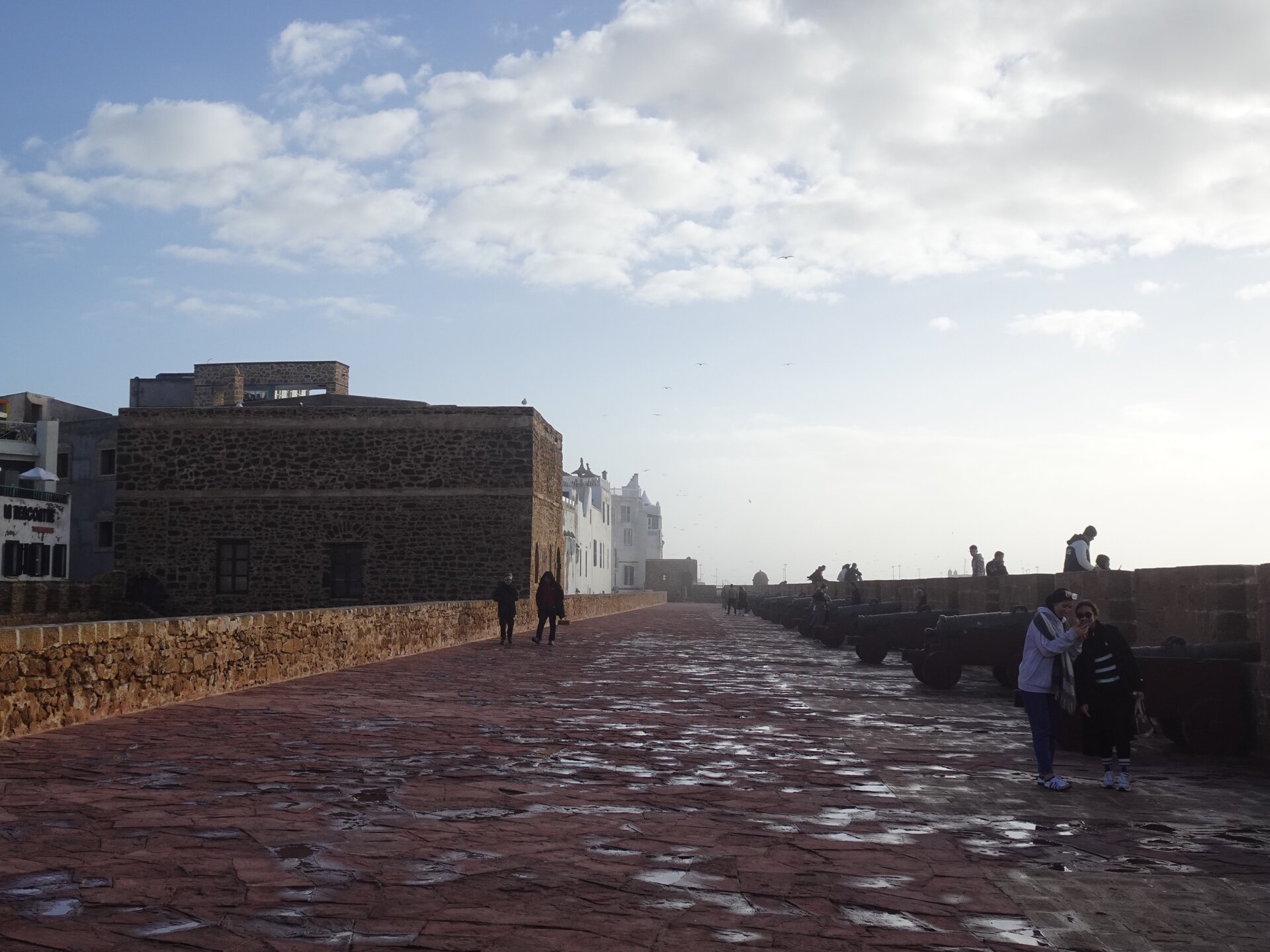 Top of wall with cannons
